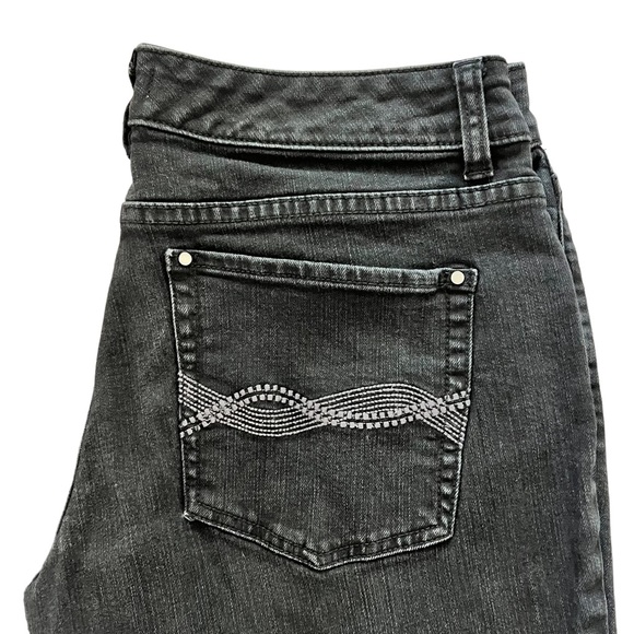 WHBM Black Jeans Size 8R - Picture 2 of 4